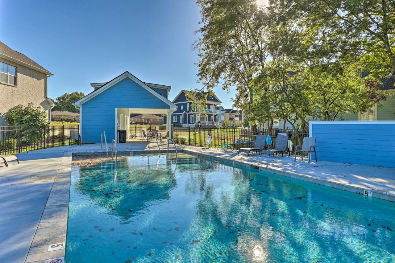 Waterfront Oasis On Tims Ford Lake Poolandkayak! Winchester Kültér fotó