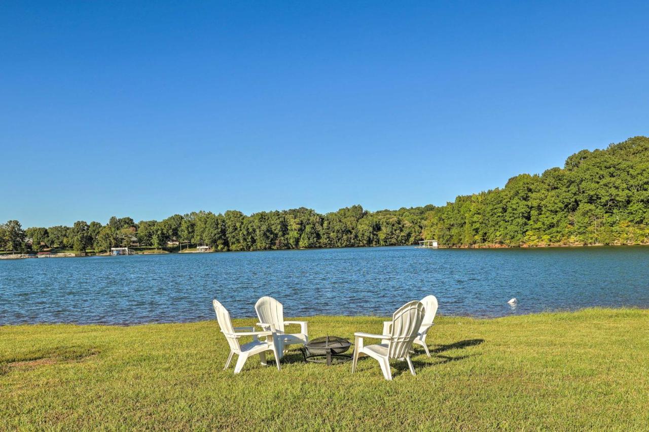 Waterfront Oasis On Tims Ford Lake Poolandkayak! Winchester Kültér fotó
